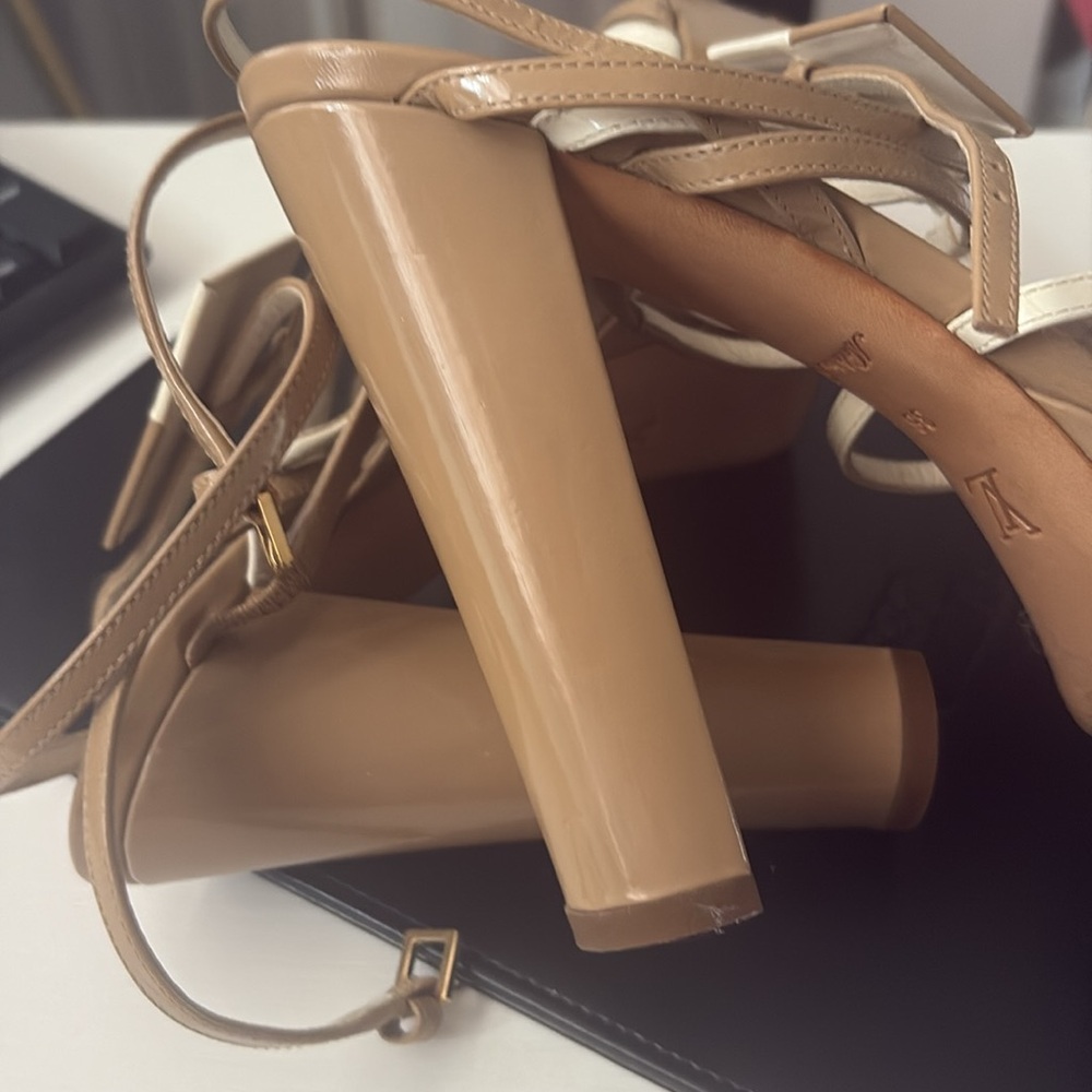 Louis Vuitton Beige and White Platform Sandals - Picture 10 of 10